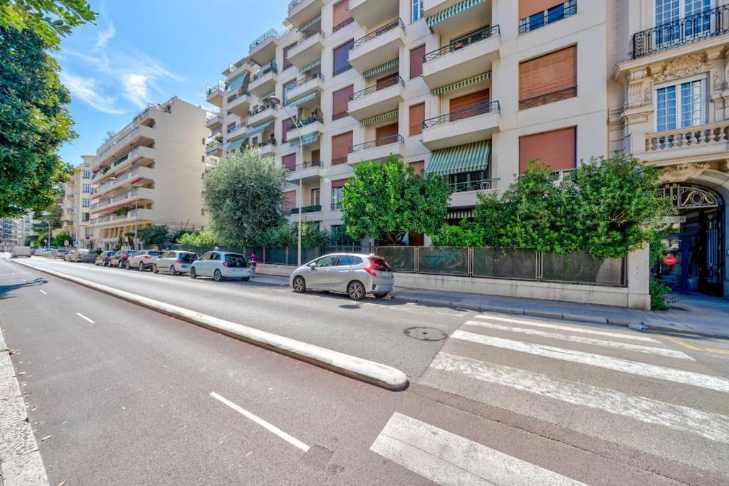 2p Au Coeur De * Nizza